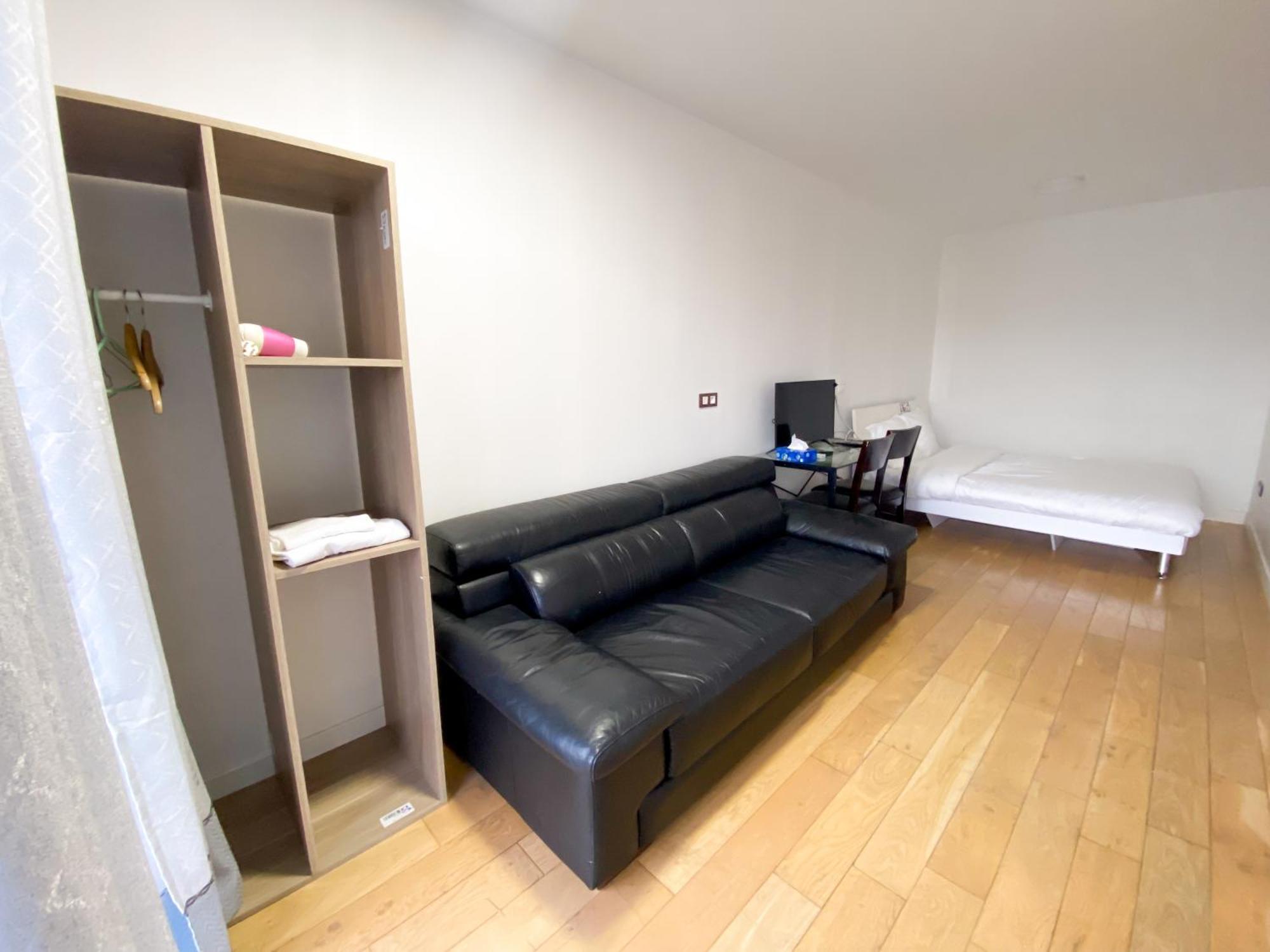 Pasteur Appartement *